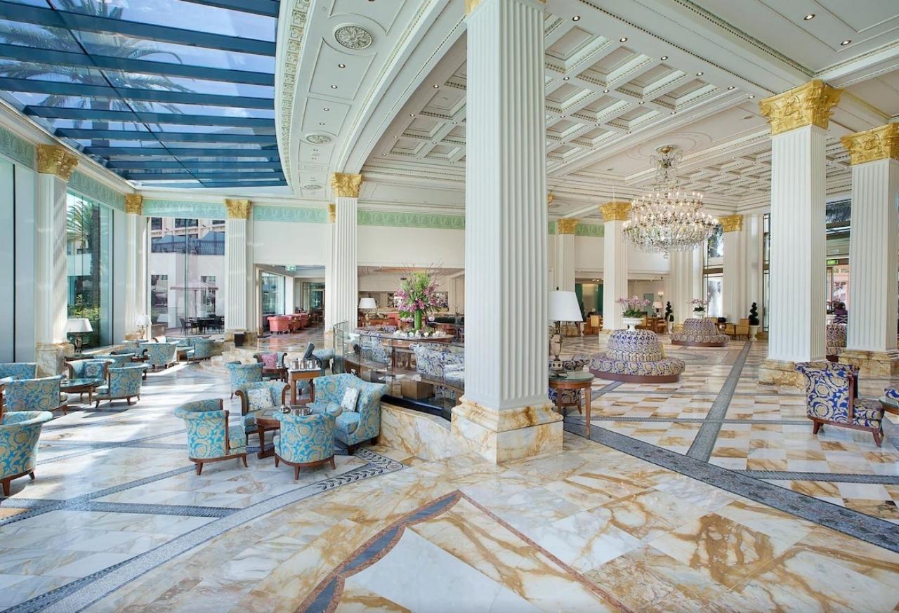 Imperial Hotel - Foyer